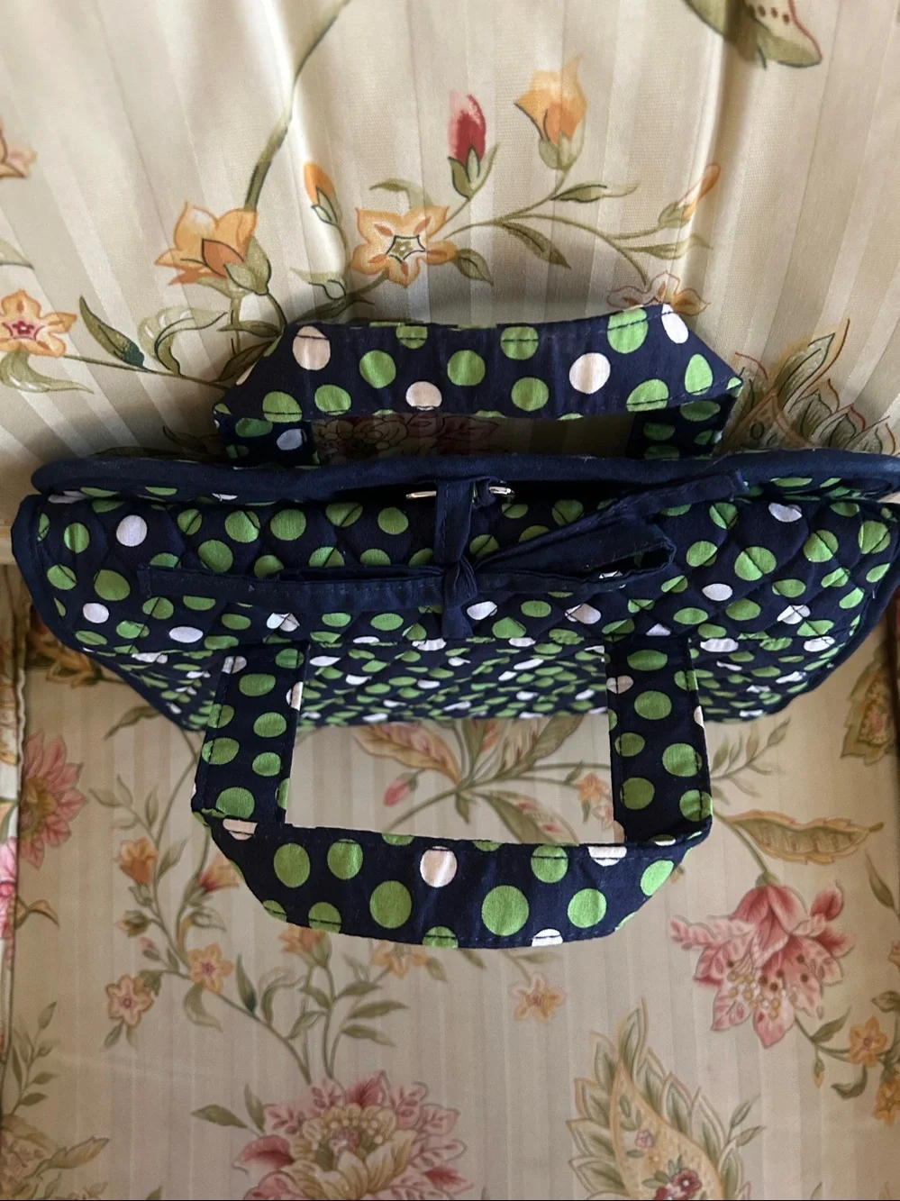 Vera Bradley Hanging Toiletries Case NEW